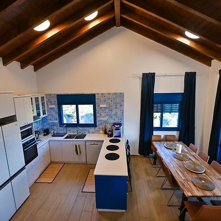Ohn-Bar Guesthouse Amirim Bagian luar foto