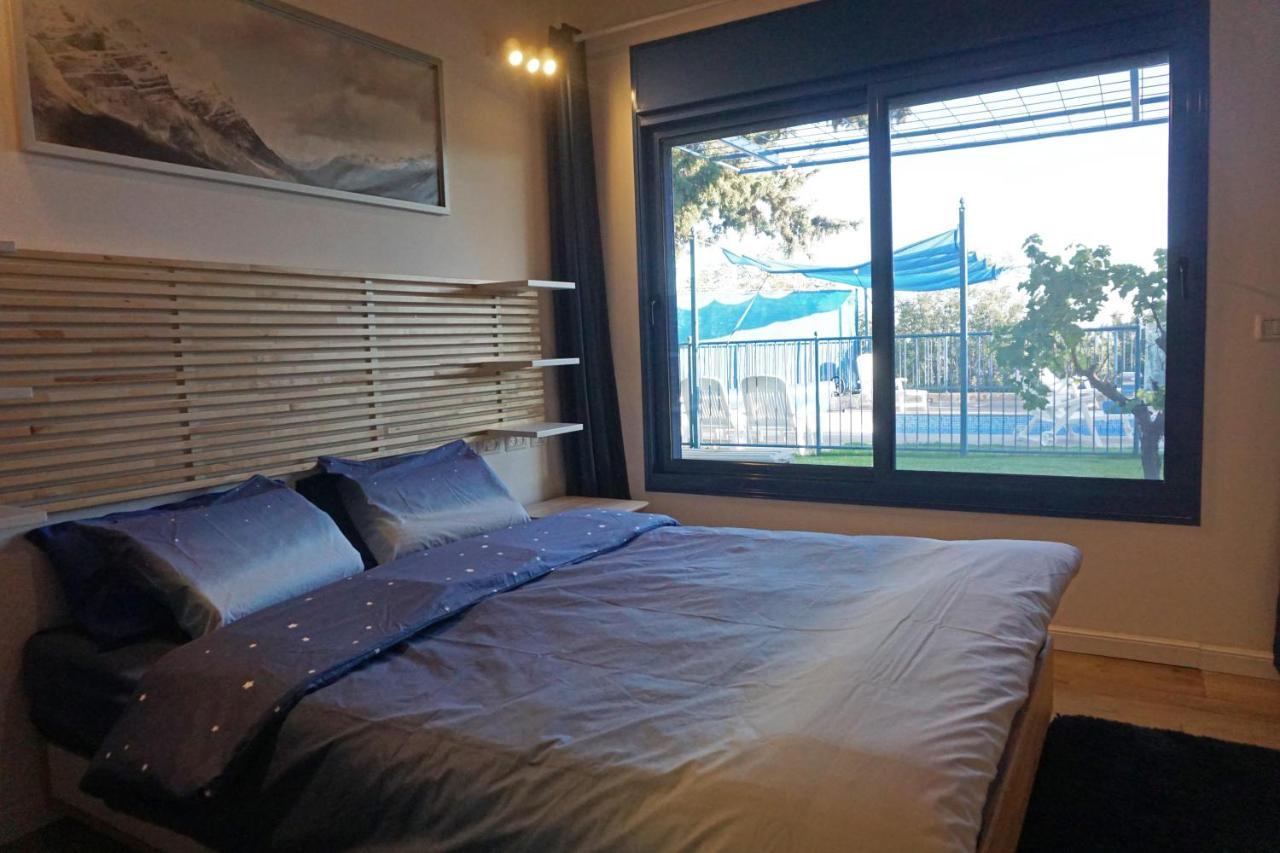 Ohn-Bar Guesthouse Amirim Bagian luar foto