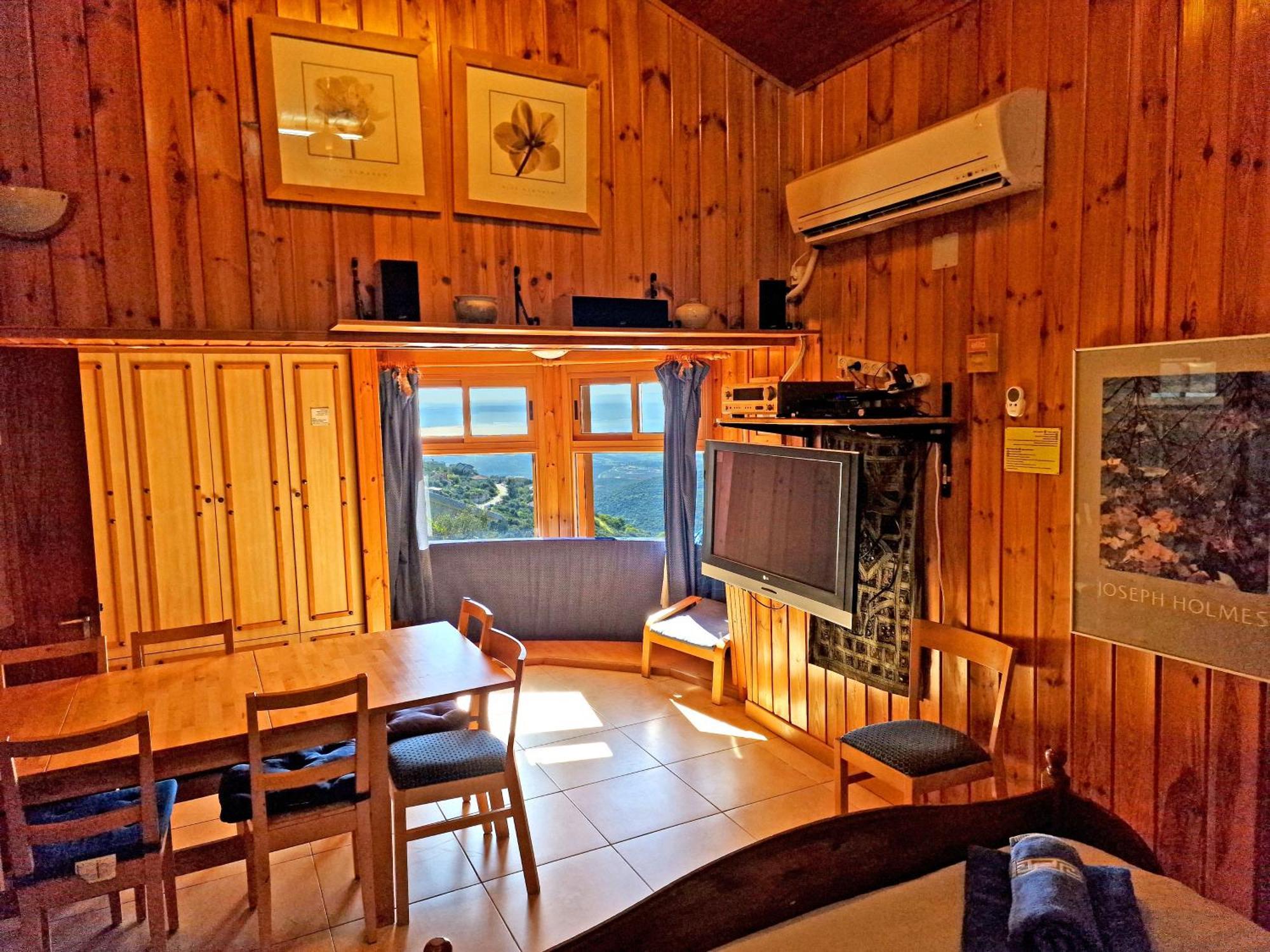 Ohn-Bar Guesthouse Amirim Bagian luar foto