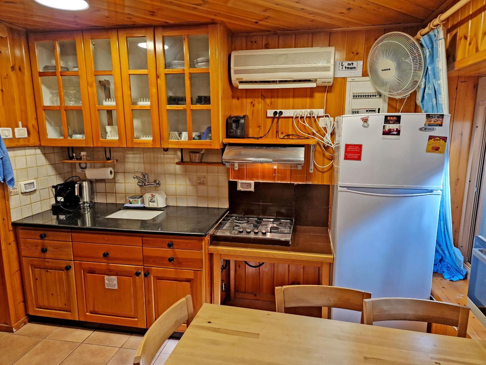 Ohn-Bar Guesthouse Amirim Bagian luar foto